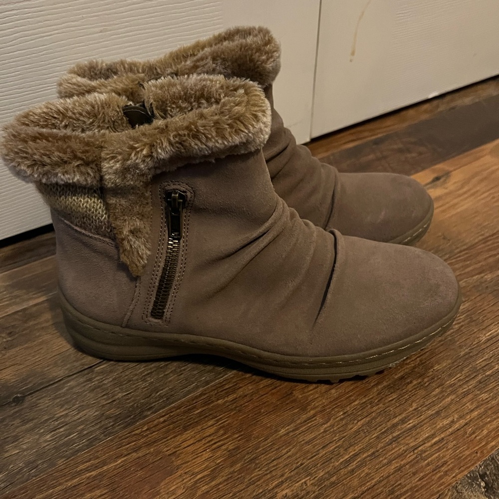 BareTraps Brown Winter Boots